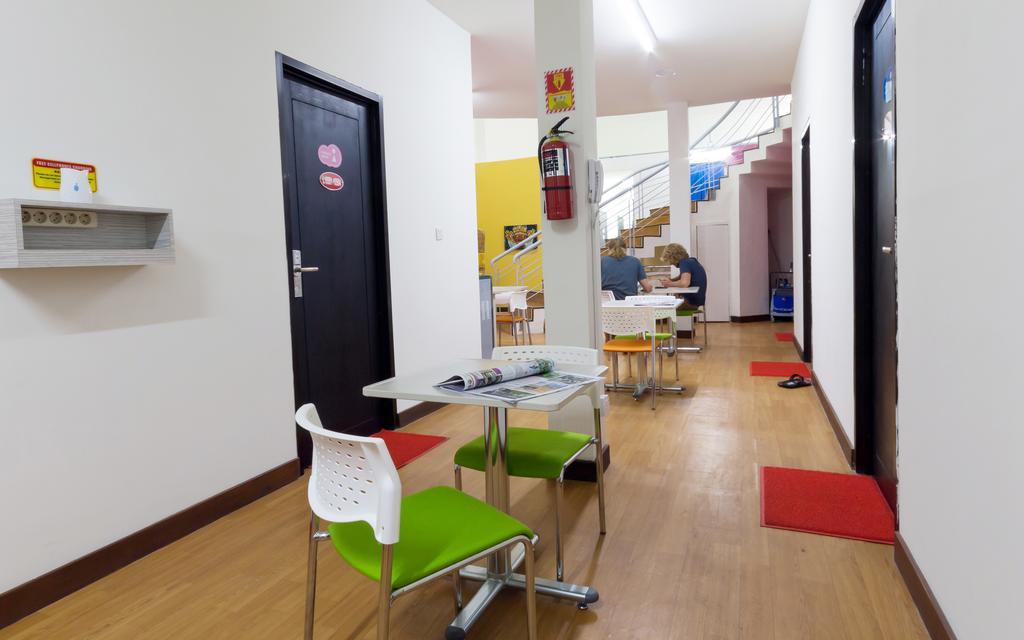 Cx Hostel Kuta Raya Ngoại thất bức ảnh