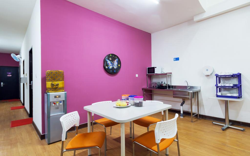 Cx Hostel Kuta Raya Ngoại thất bức ảnh