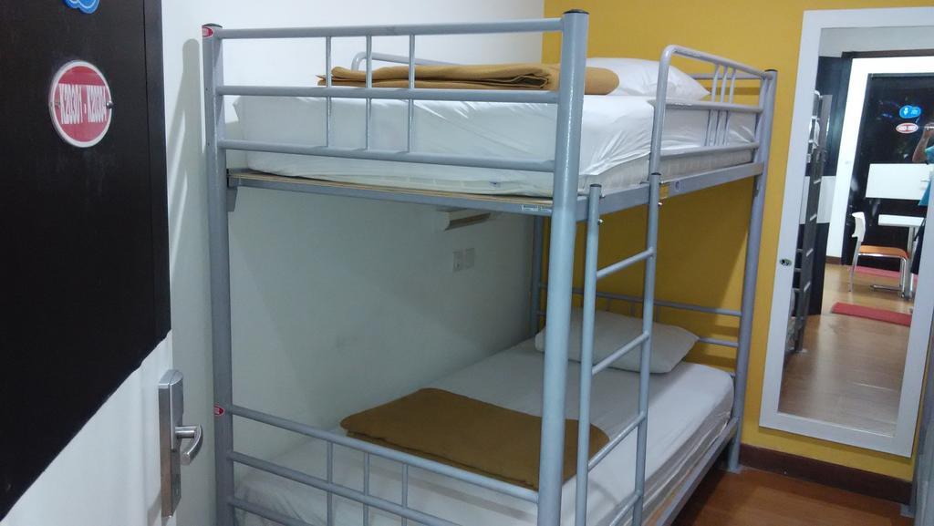 Cx Hostel Kuta Raya Ngoại thất bức ảnh