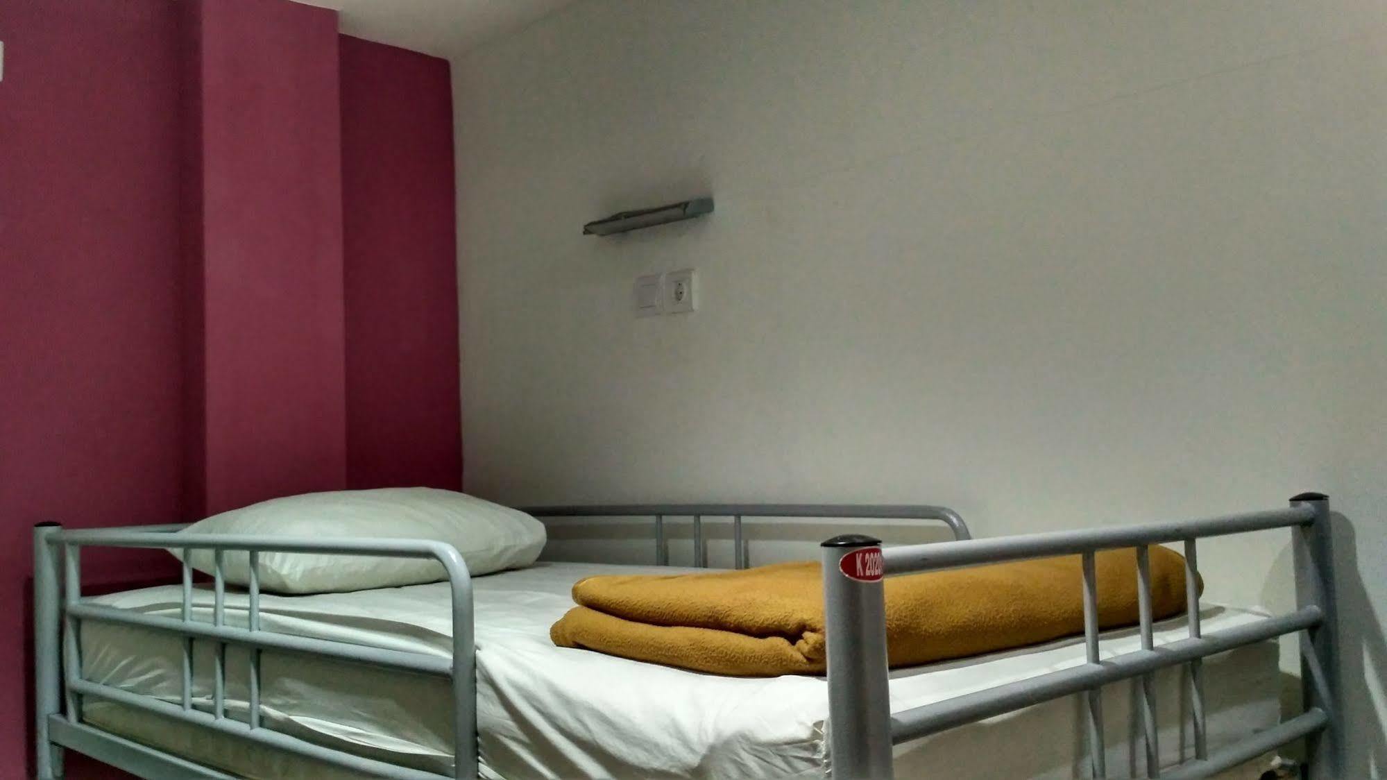Cx Hostel Kuta Raya Ngoại thất bức ảnh